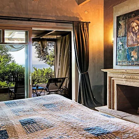 ゲストハウス Six Keys