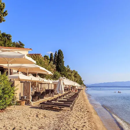 ゲストハウス Six Keys アフィソス