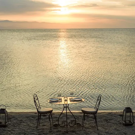 Six Keys 4* أفيسوس