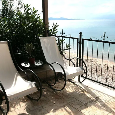 بيت ضيافة Six Keys 4*