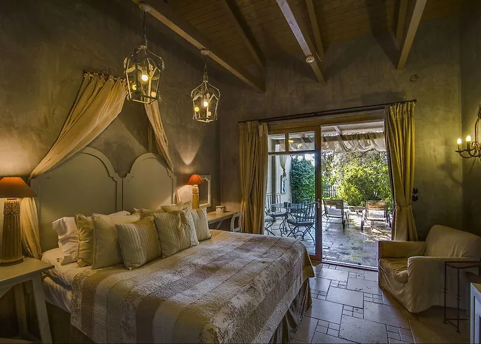 Six Keys Guest house Afissos