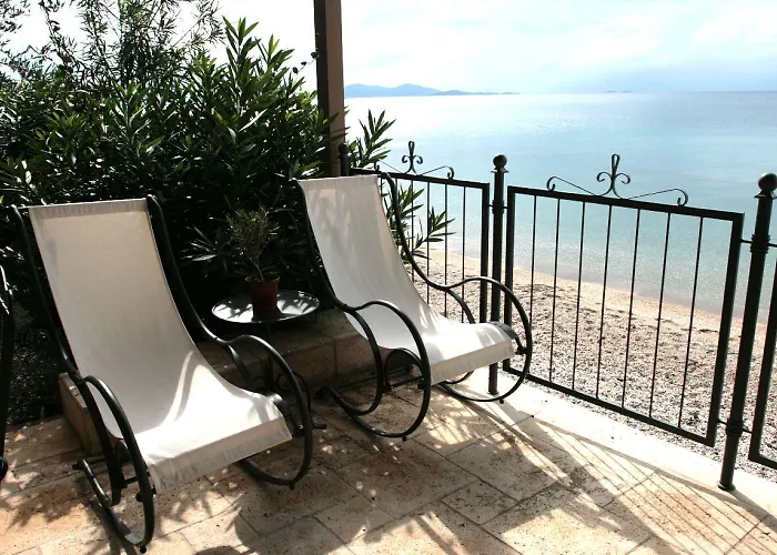 Guest house Six Keys 4*