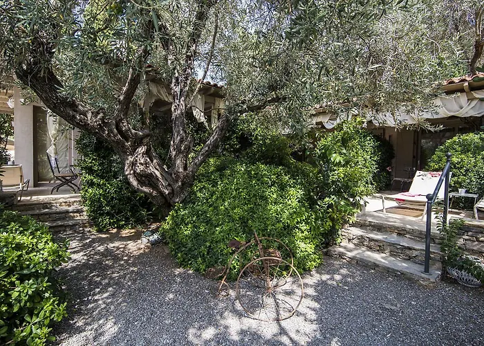 Guest house Six Keys 4*